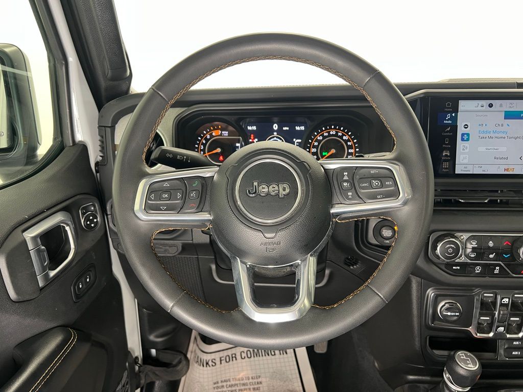 2024 Jeep Wrangler 4-Door Sahara - Photo 14