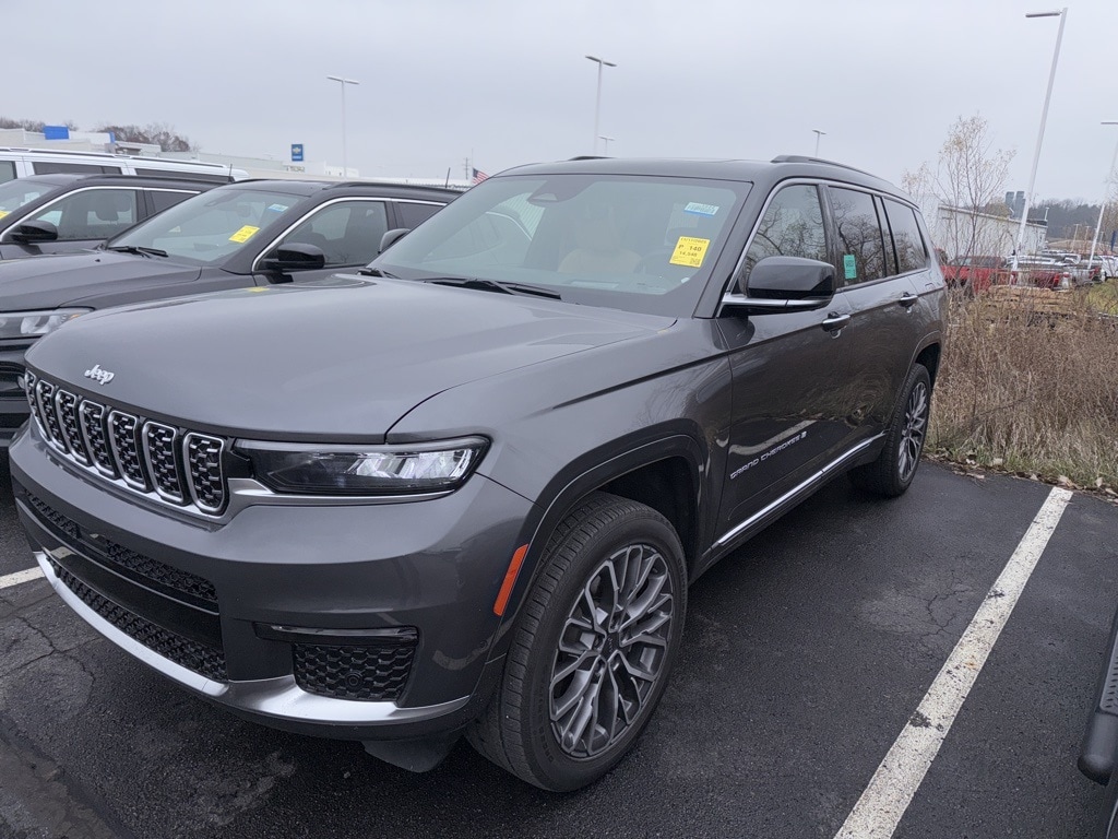 2024 Jeep Grand Cherokee L Summit Reserve photo 2