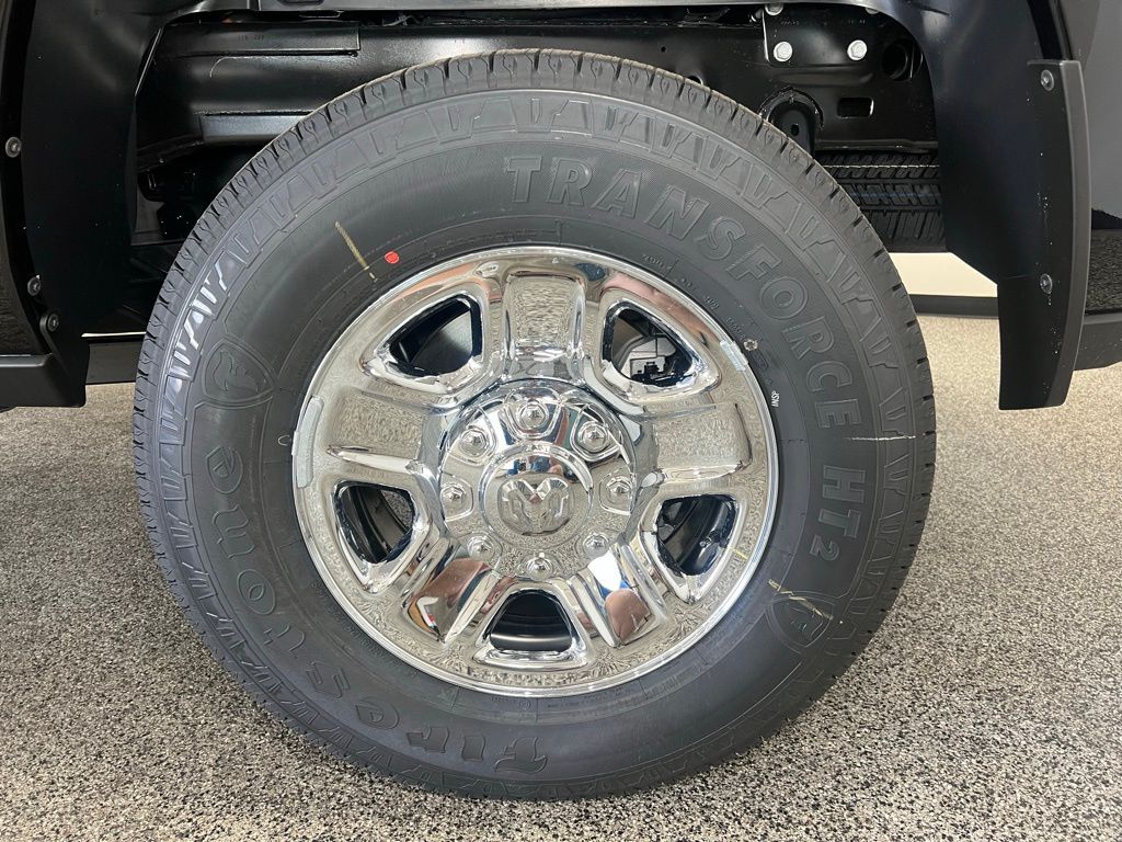 2025 RAM 2500 Tradesman - Photo 22