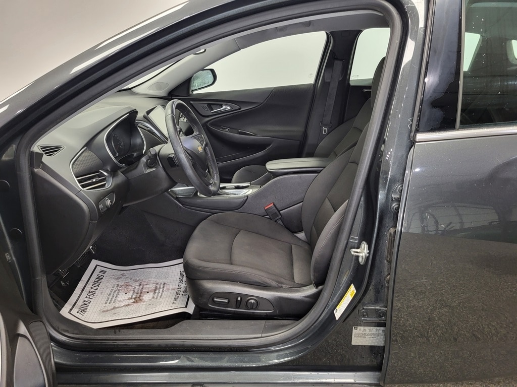 Used 2016 Chevrolet Malibu LT Sedan