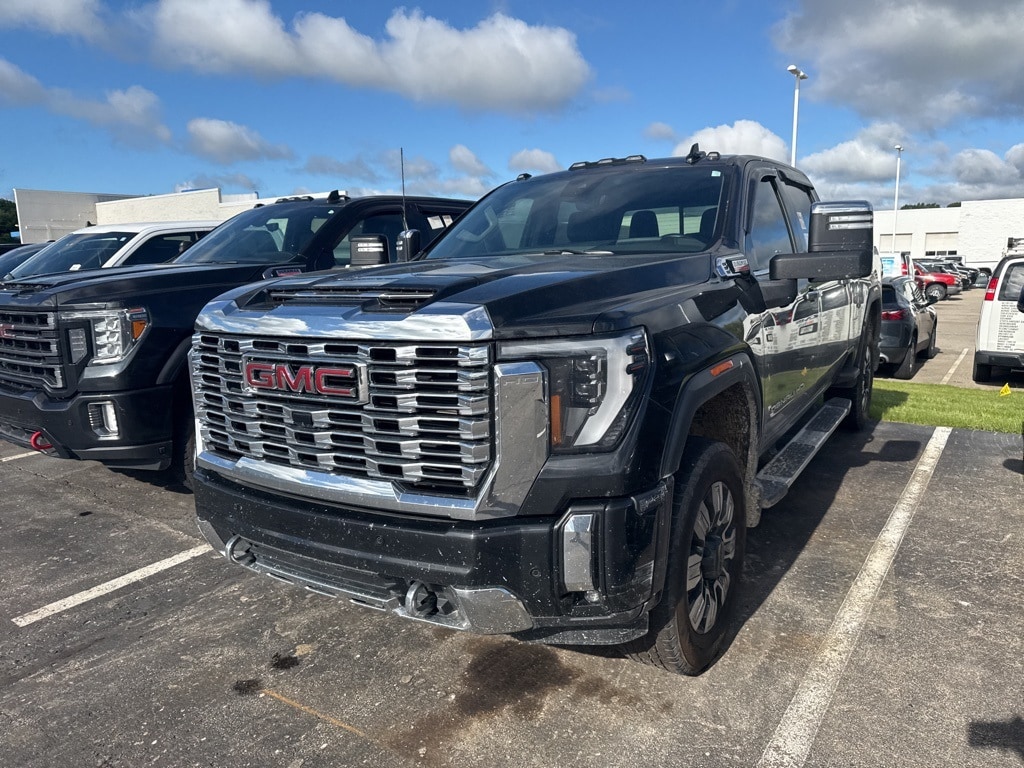 Used 2024 GMC Sierra 2500HD Denali with VIN 1GT19REYXRF268139 for sale in Jackson, MI