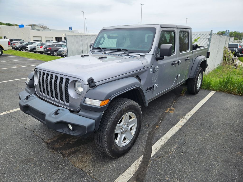2020 Jeep Gladiator Sport's photo