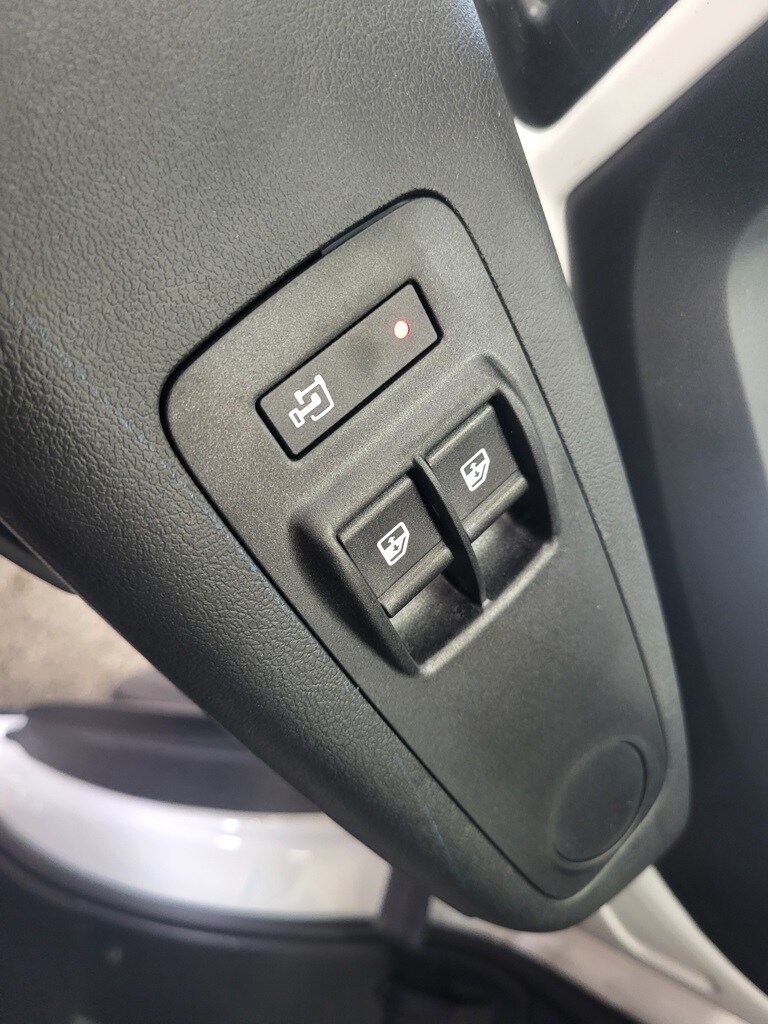 2025 Ram ProMaster 2500 Cargo Van photo 3