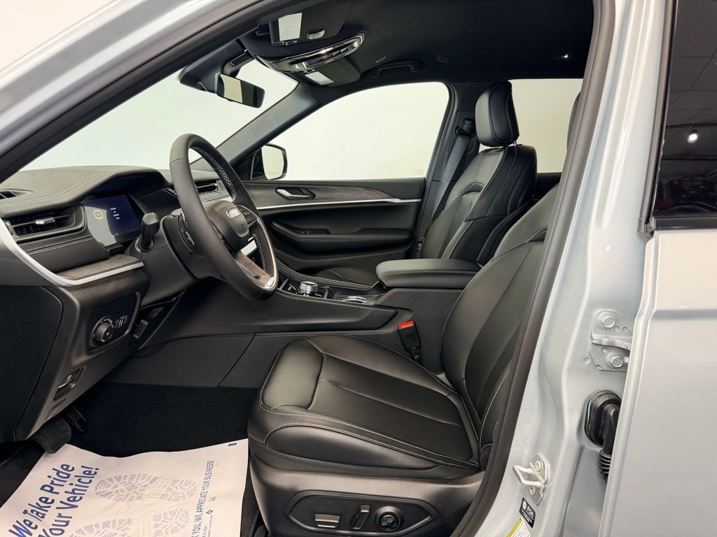 New 2026 Jeep Grand Cherokee L LIMITED 4X4 Sport Utility