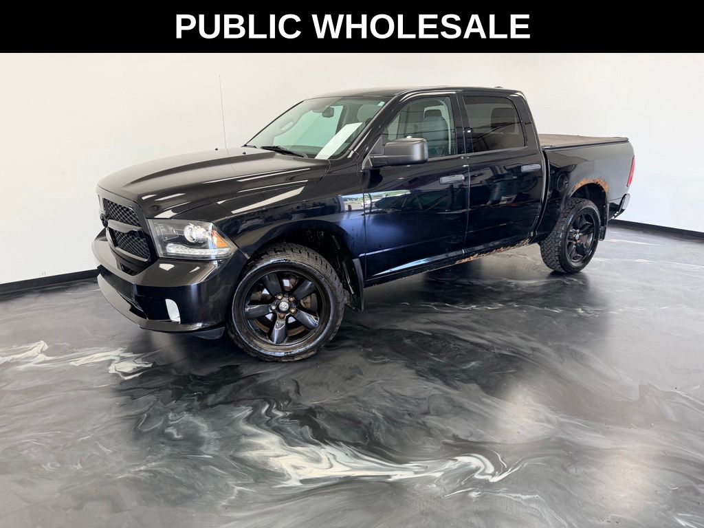 2014 RAM 1500 Express 4x4 Crew Cab's photo