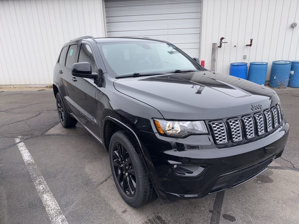 2021 Jeep Grand Cherokee Laredo X photo 4