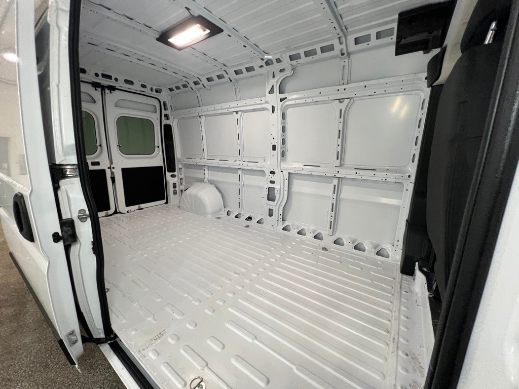New 2025 Ram ProMaster PROMASTER 2500 TRADESMAN CARGO VAN HIGH ROOF 159' Cargo Van