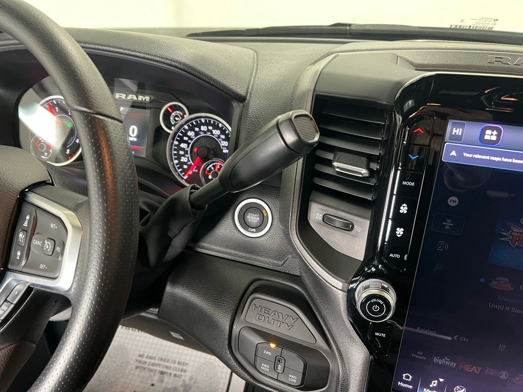 2025 RAM 2500 Tradesman - Photo 11