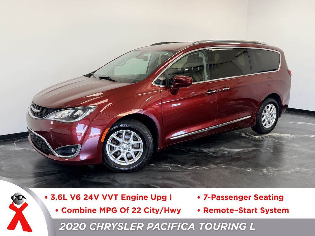 2020 Chrysler Pacifica Touring L's photo
