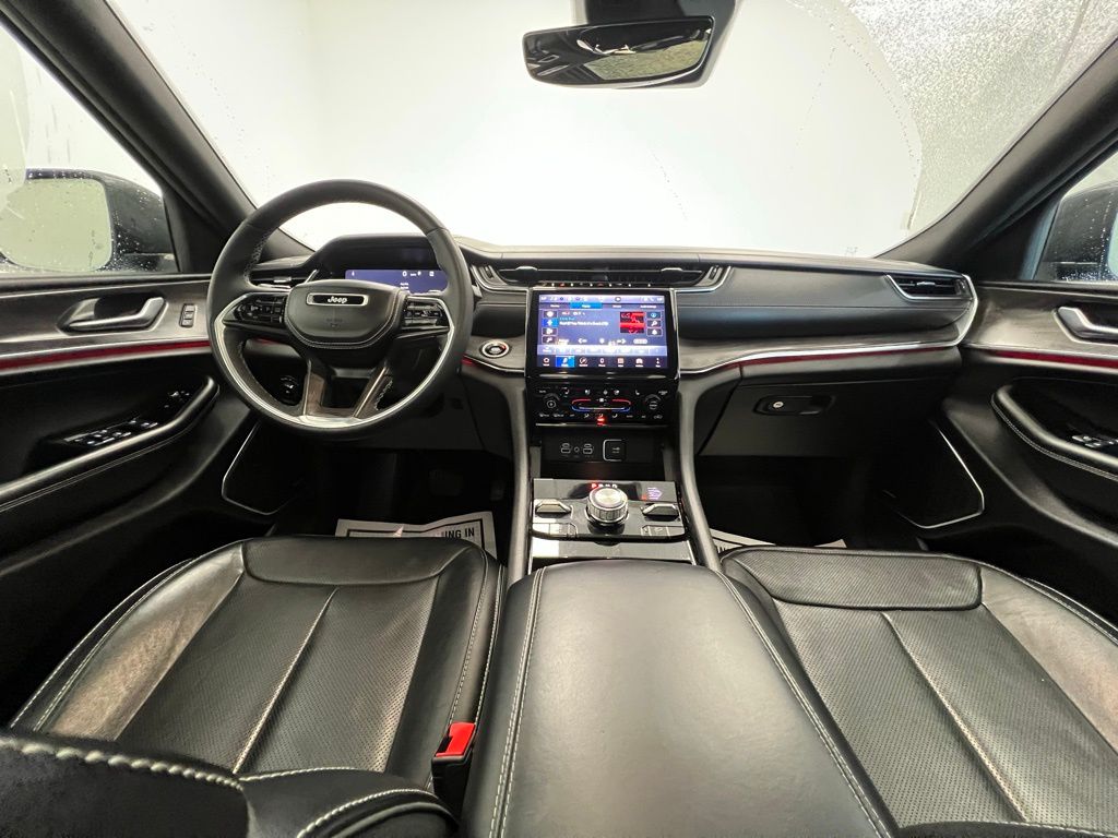 2024 Jeep Grand Cherokee Overland - Photo 10