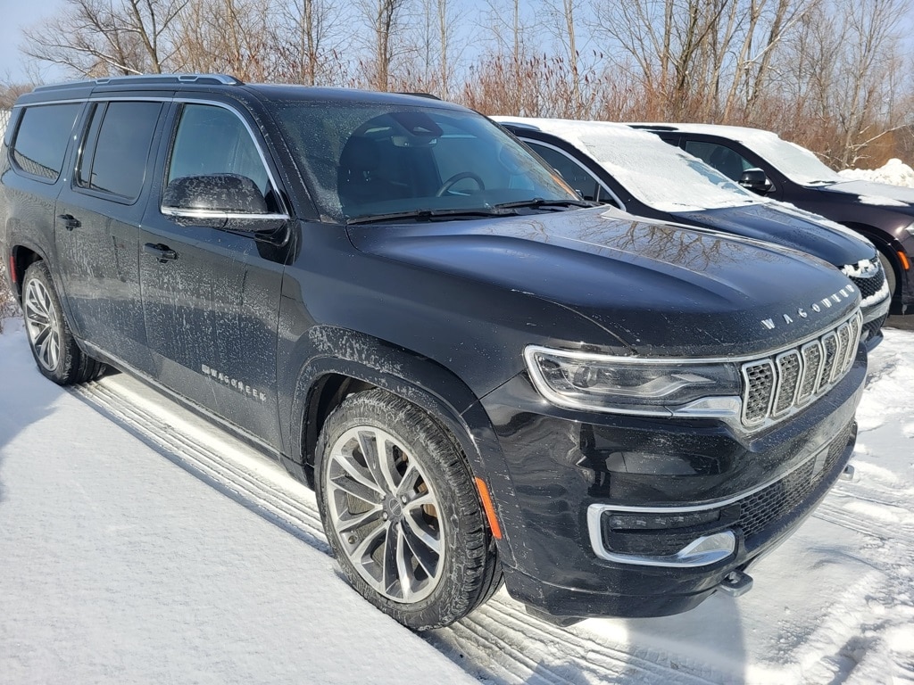 2024 Jeep Wagoneer L Series III's photo