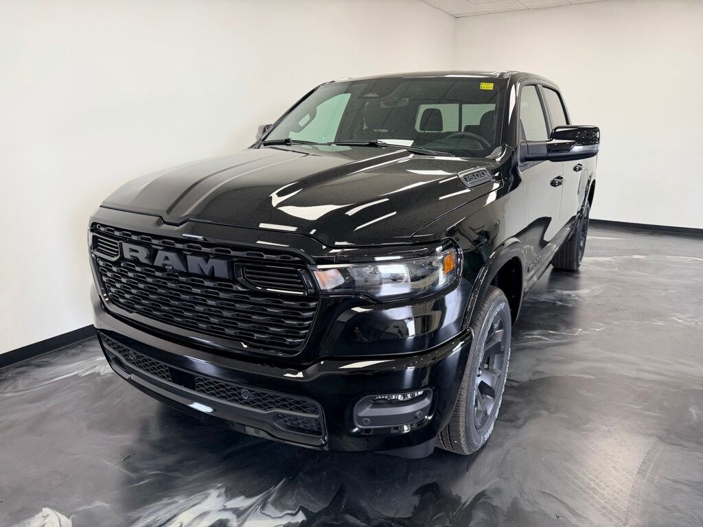 New 2026 Ram 1500 BIG HORN CREW CAB 4X4 5'7 BOX Pickup