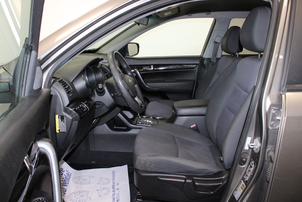 Used 2012 Kia Sorento LX with VIN 5XYKT4A12CG240065 for sale in Jackson, MI