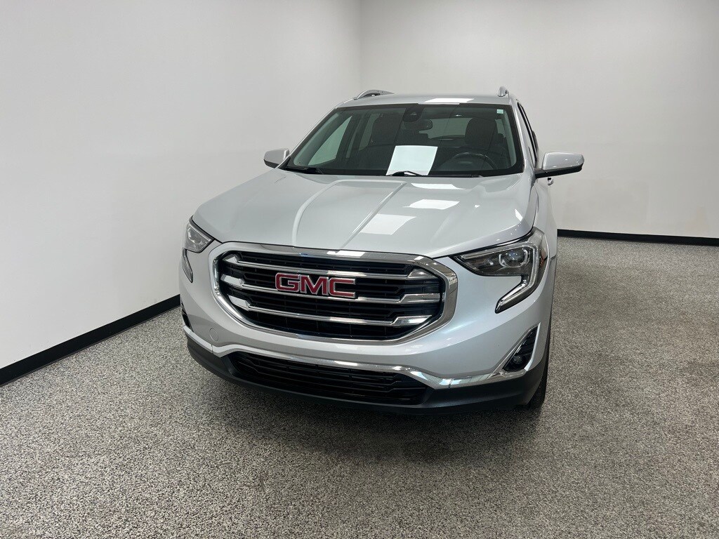 2020 Gmc Terrain SLT photo 2