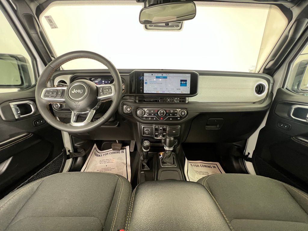 2024 Jeep Wrangler 4-Door Sahara - Photo 10