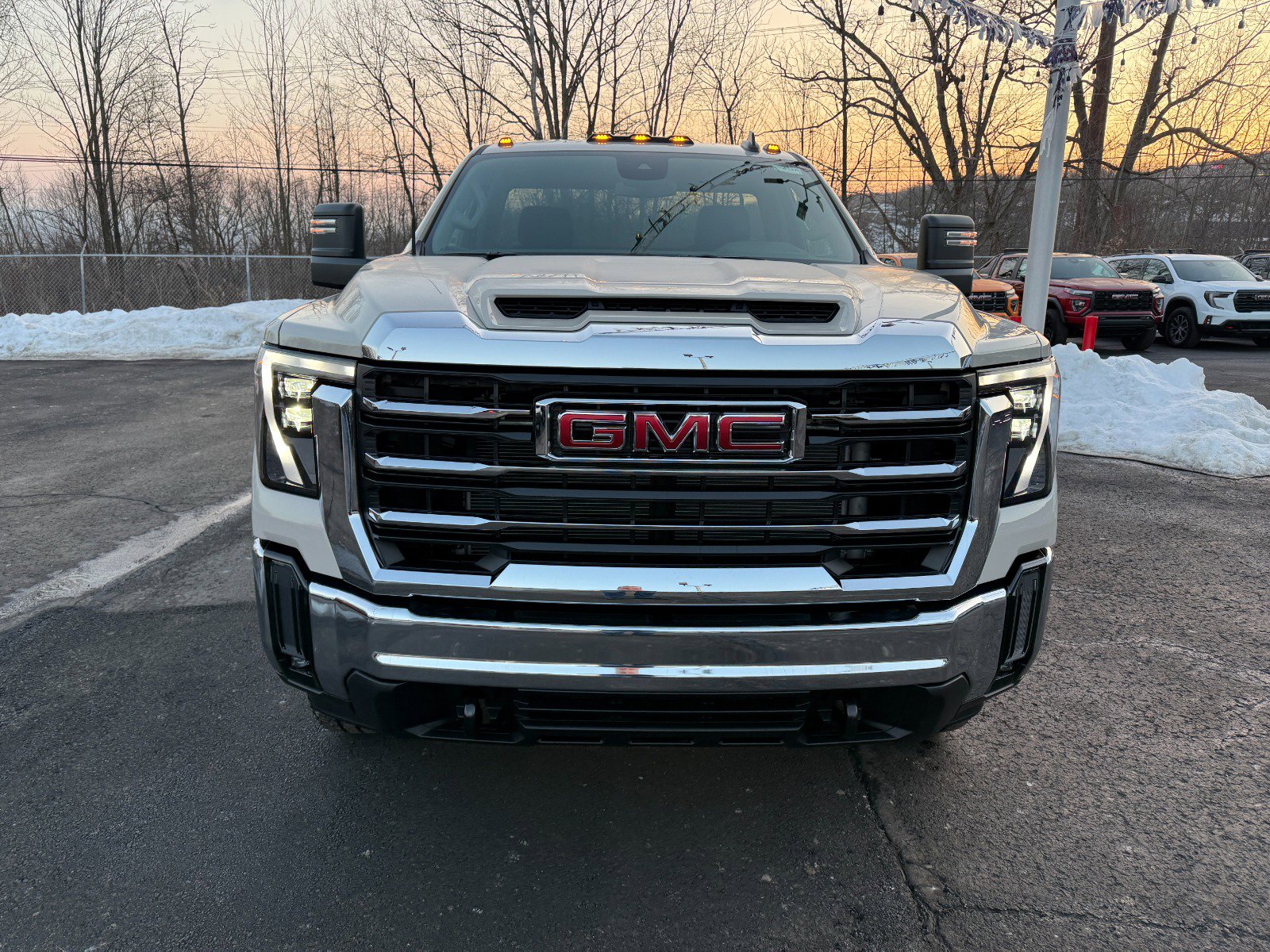 2026 GMC Sierra 3500HD SLE - Photo 8