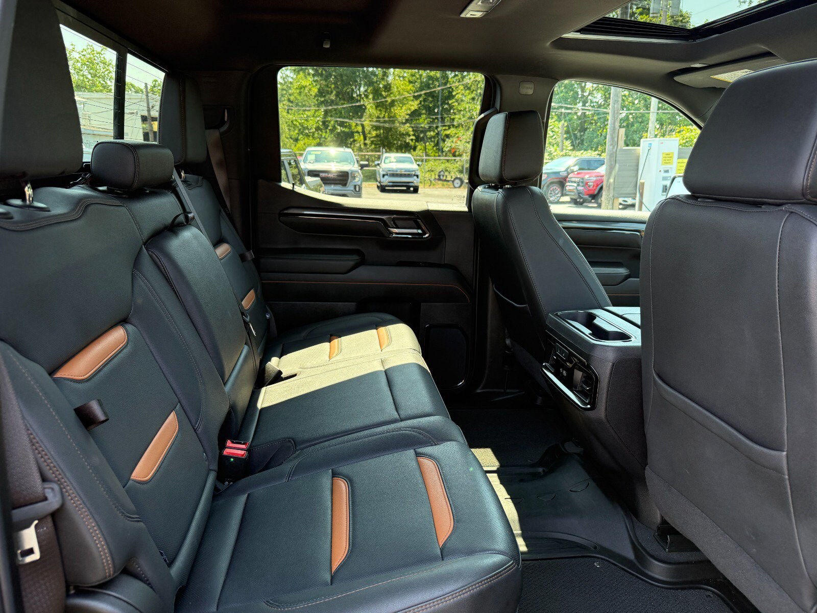 2024 GMC Sierra 1500 AT4 - Photo 21