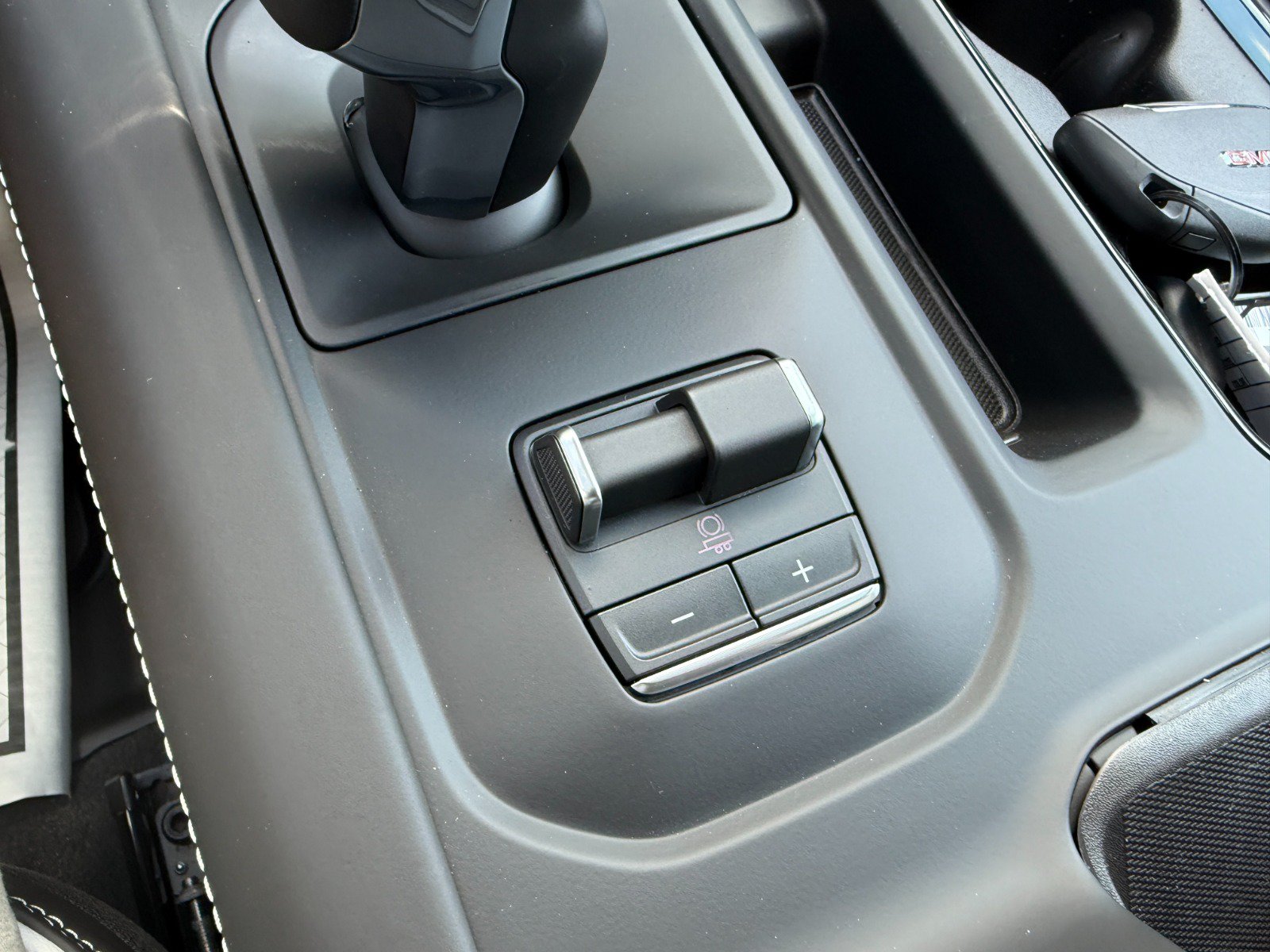 2026 GMC Sierra 1500 AT4X - Photo 38
