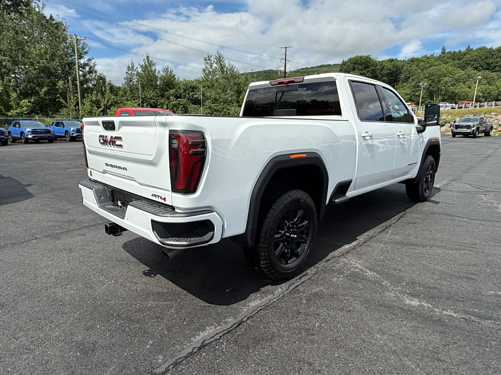 2026 GMC Sierra 2500HD AT4 - Photo 5