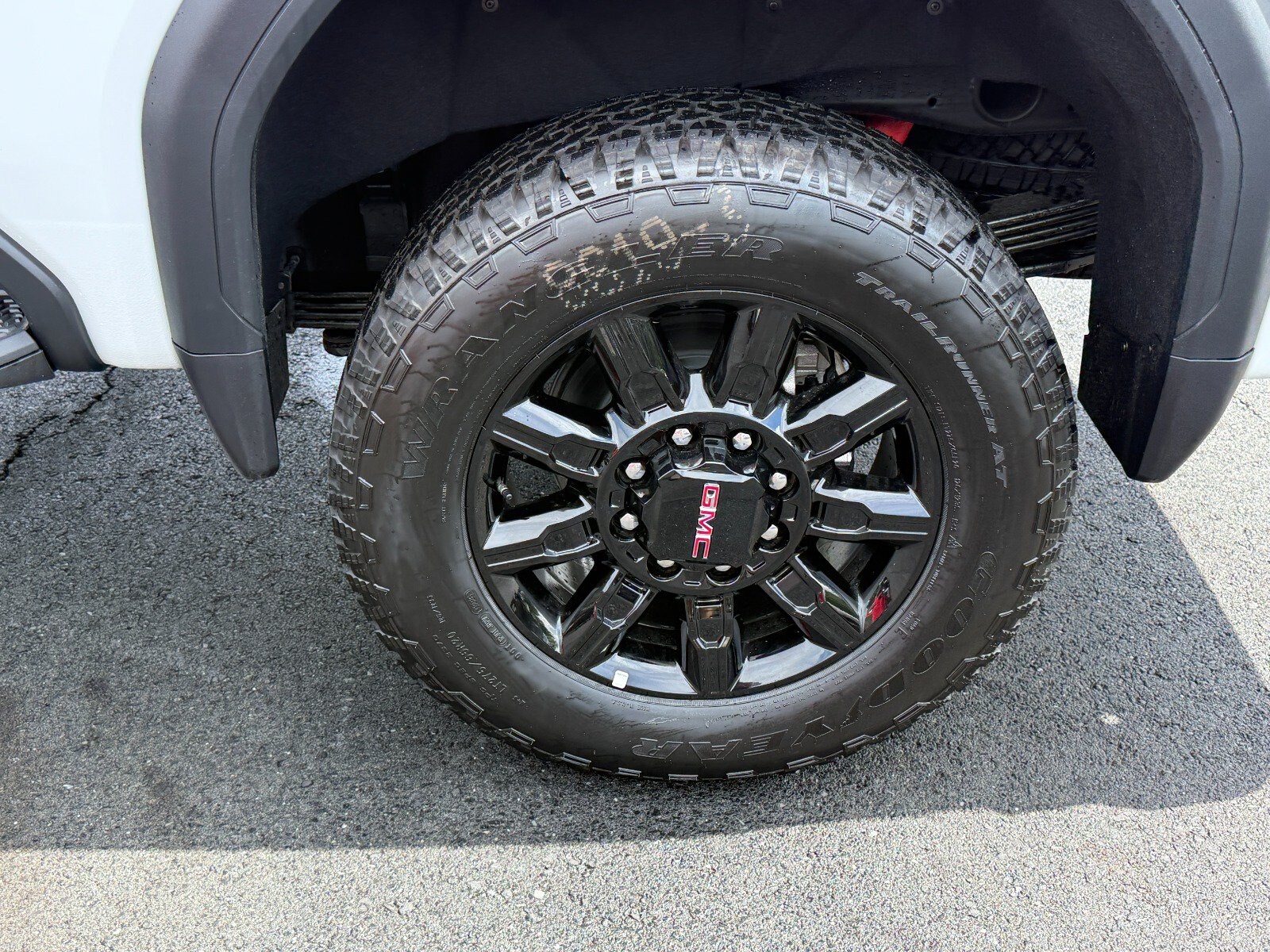 2026 GMC Sierra 2500HD AT4 - Photo 10