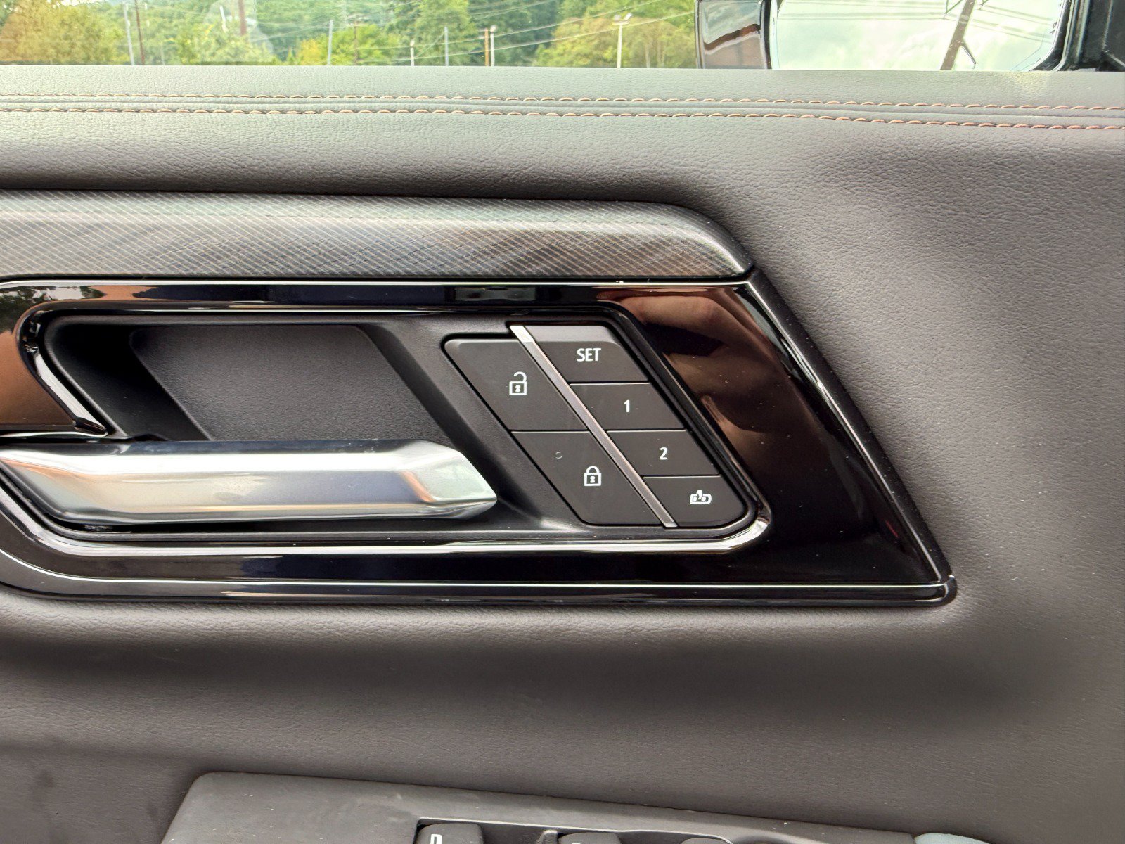 2026 GMC Yukon XL AT4 - Photo 27