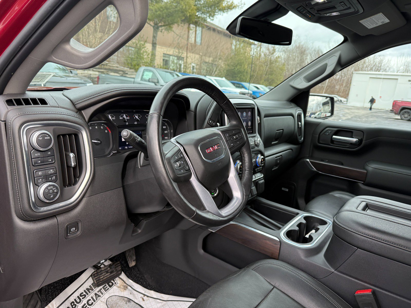 2020 GMC Sierra 1500 SLT - Photo 13