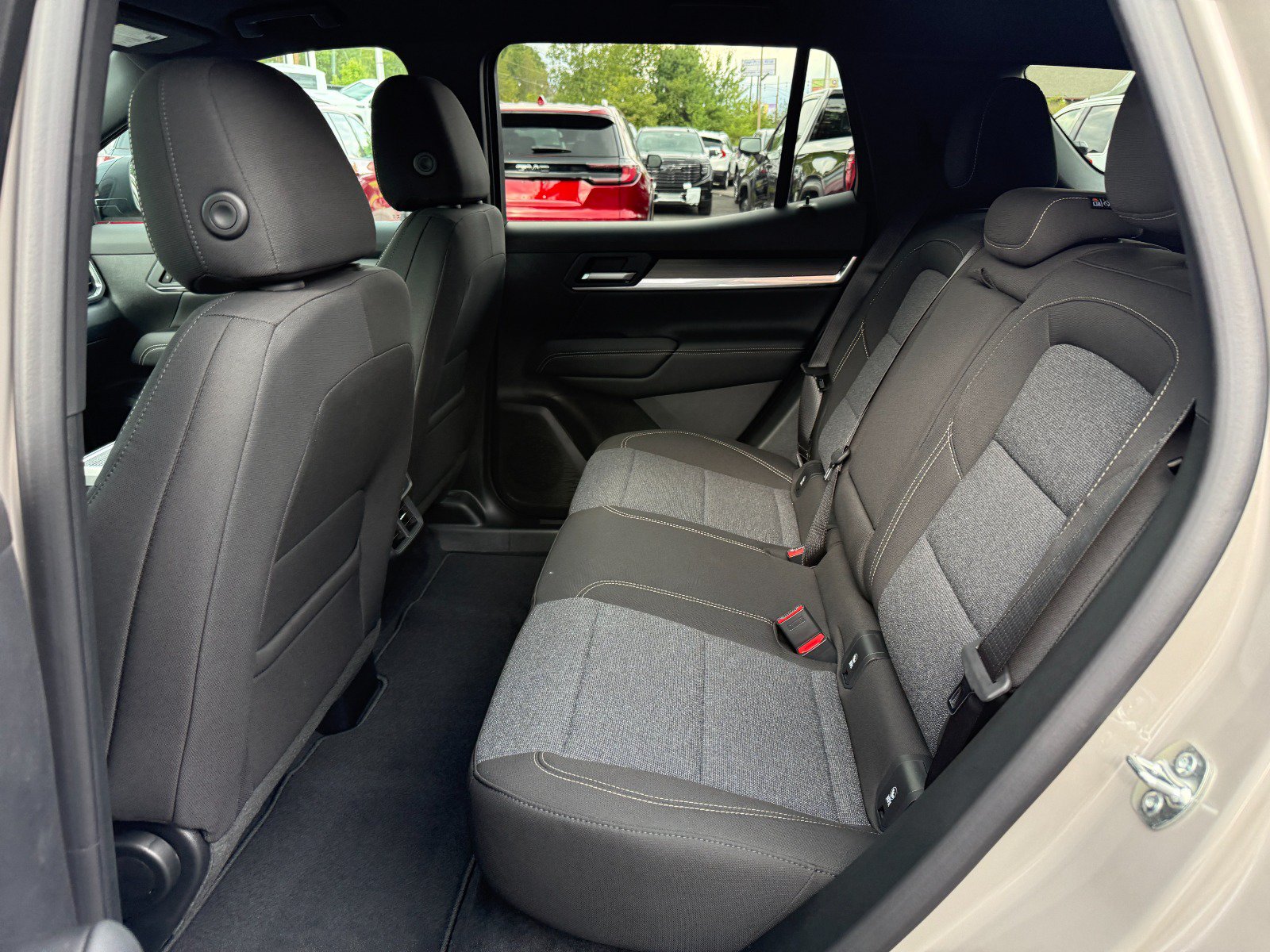 2027 GMC Terrain Elevation - Photo 16