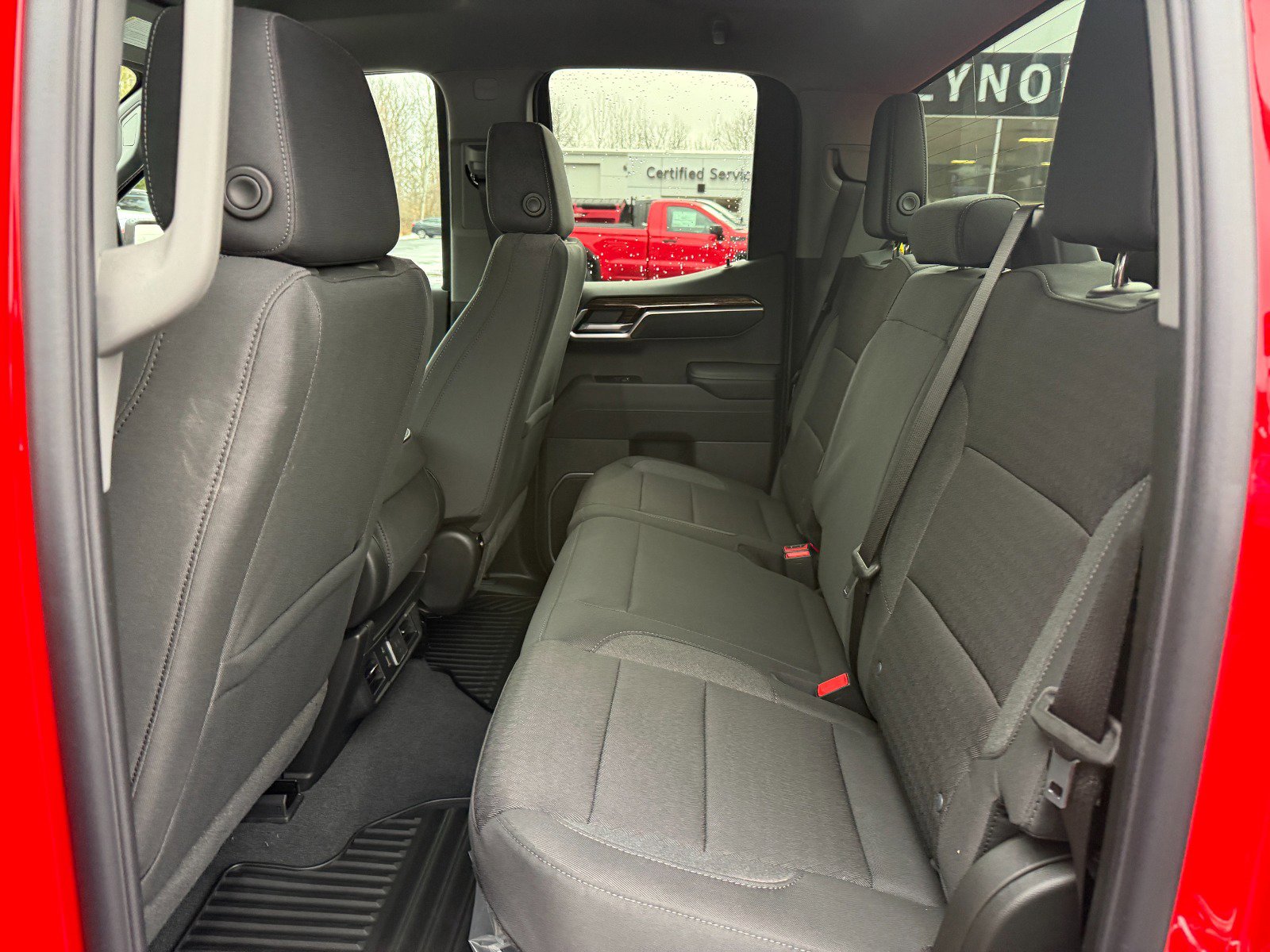 2026 GMC Sierra 1500 SLE - Photo 16