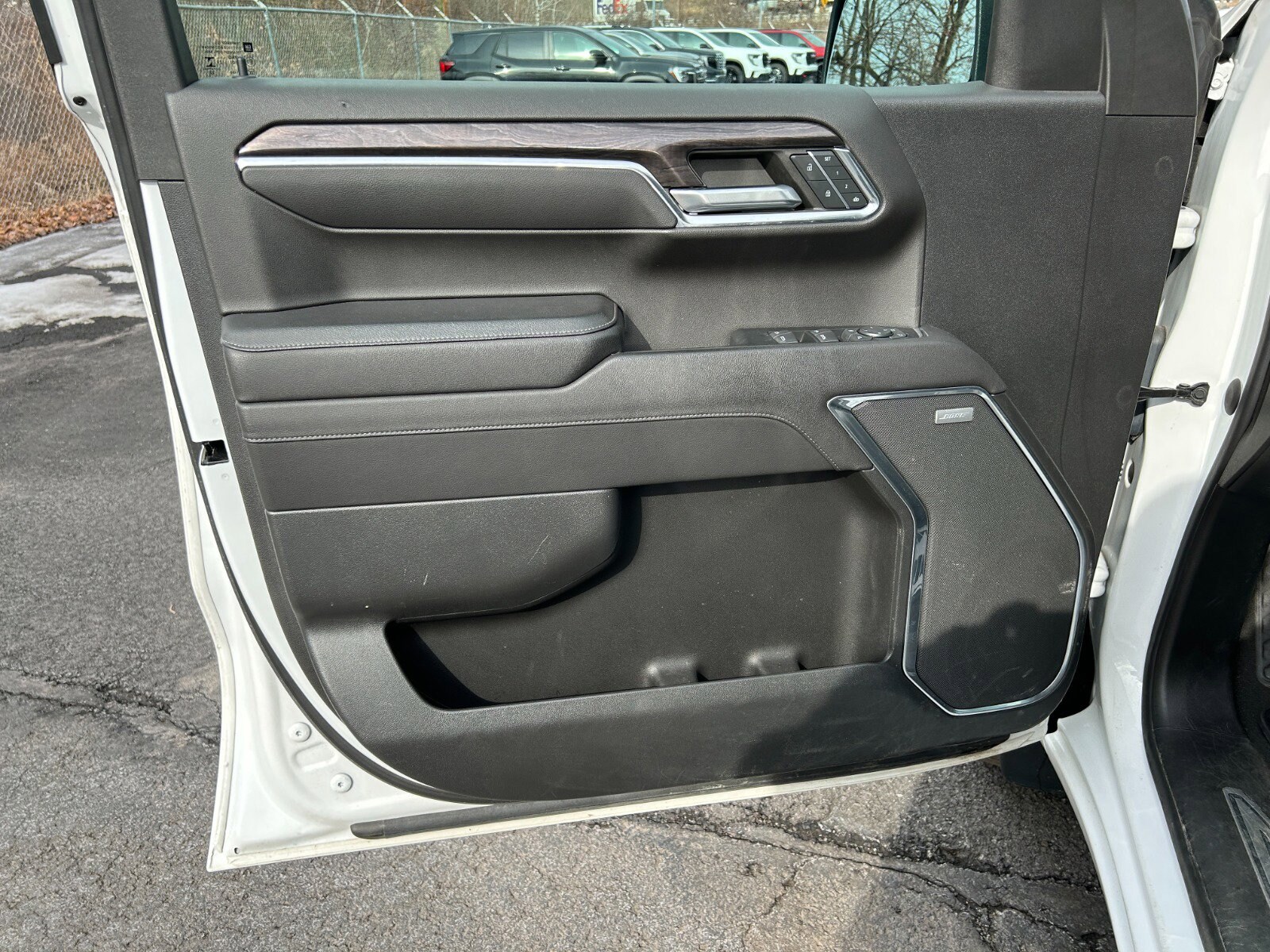 2023 Chevrolet Silverado 1500 LTZ - Photo 15
