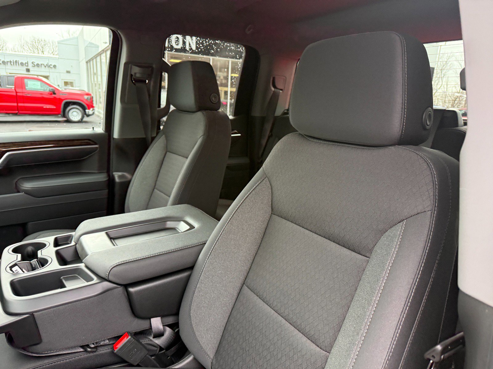 2026 GMC Sierra 1500 SLE - Photo 14