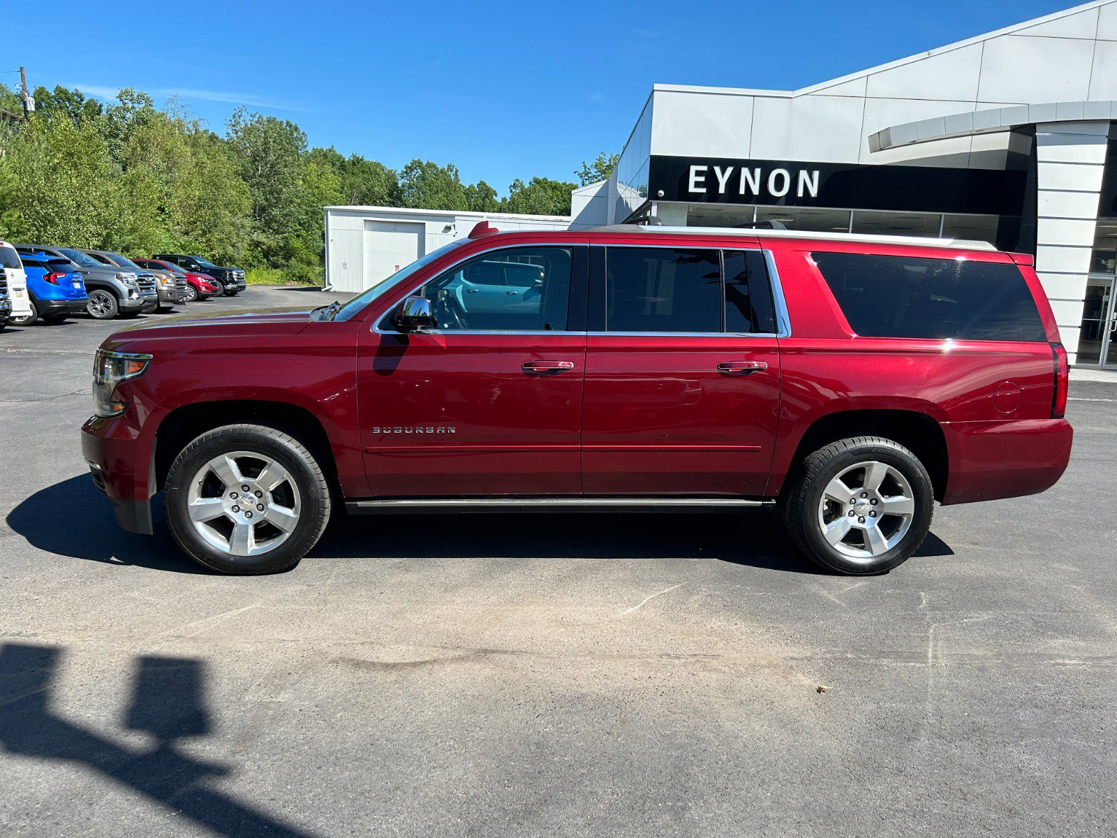 Used 2019 Chevrolet Suburban Premier with VIN 1GNSKJKC2KR295141 for sale in Olyphant, PA