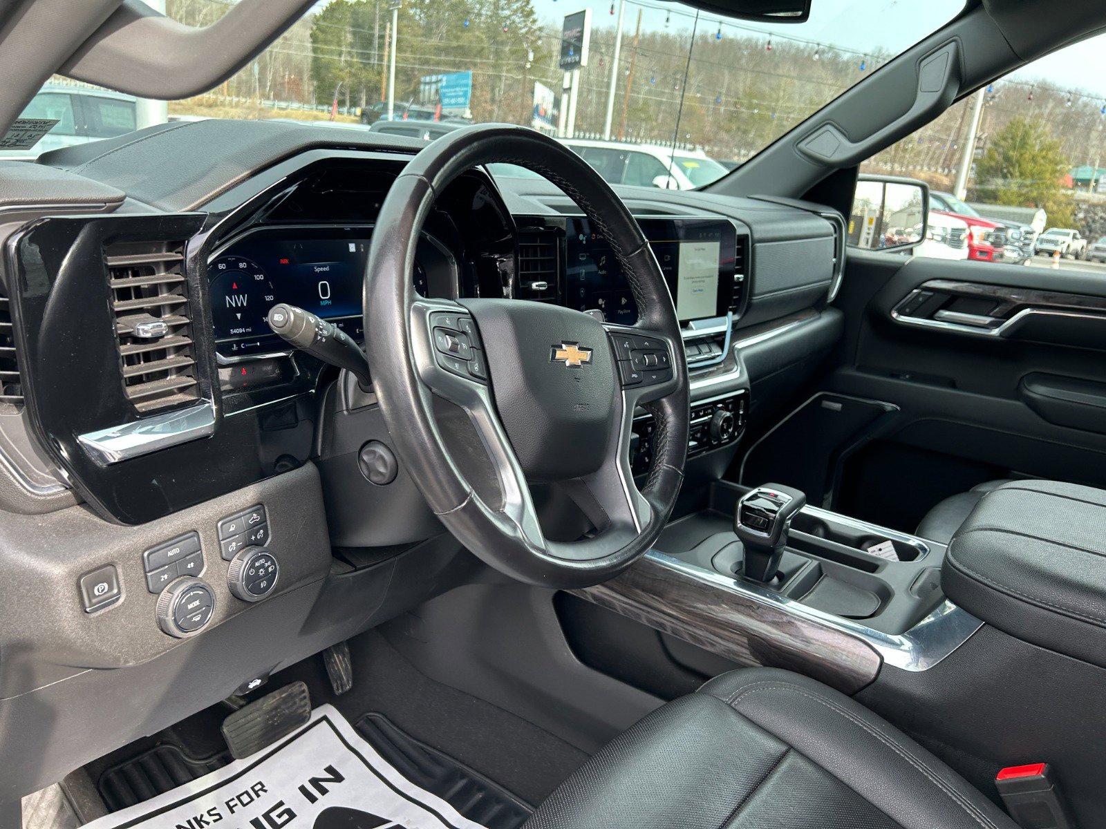 2023 Chevrolet Silverado 1500 LTZ - Photo 13