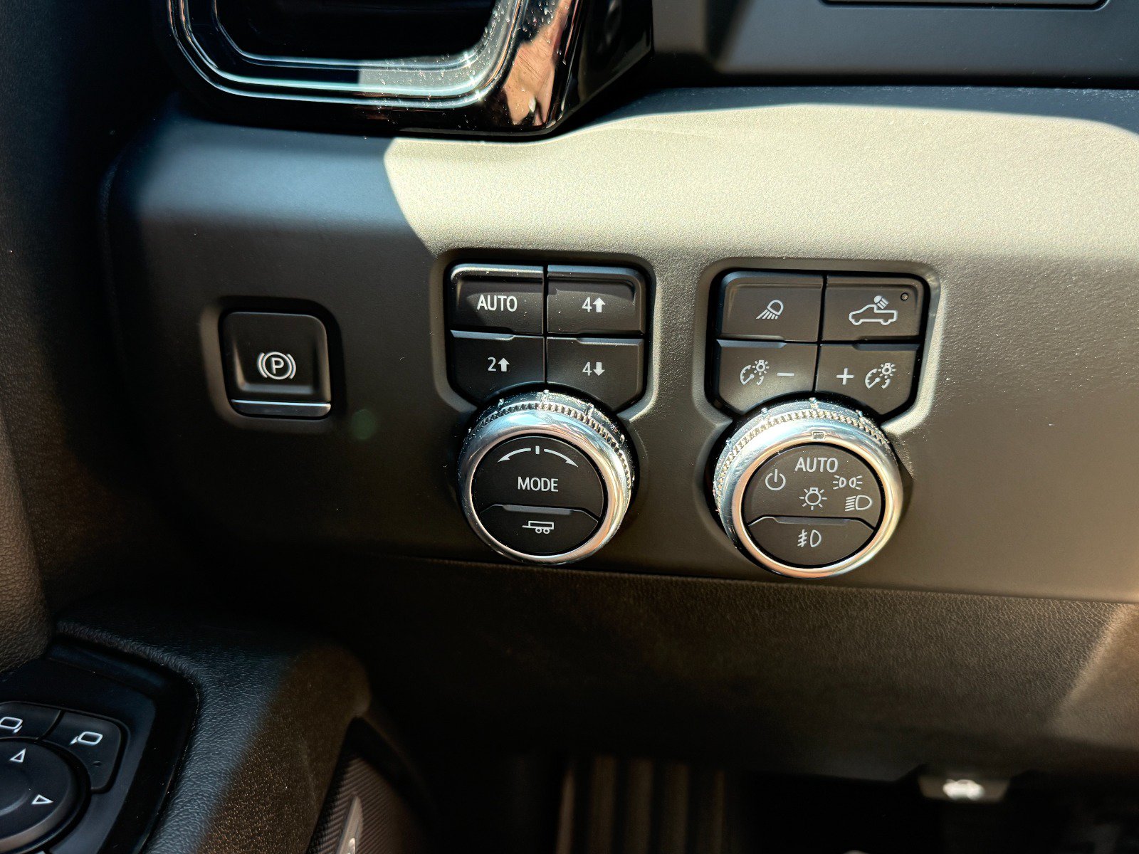 2024 GMC Sierra 1500 AT4 - Photo 32
