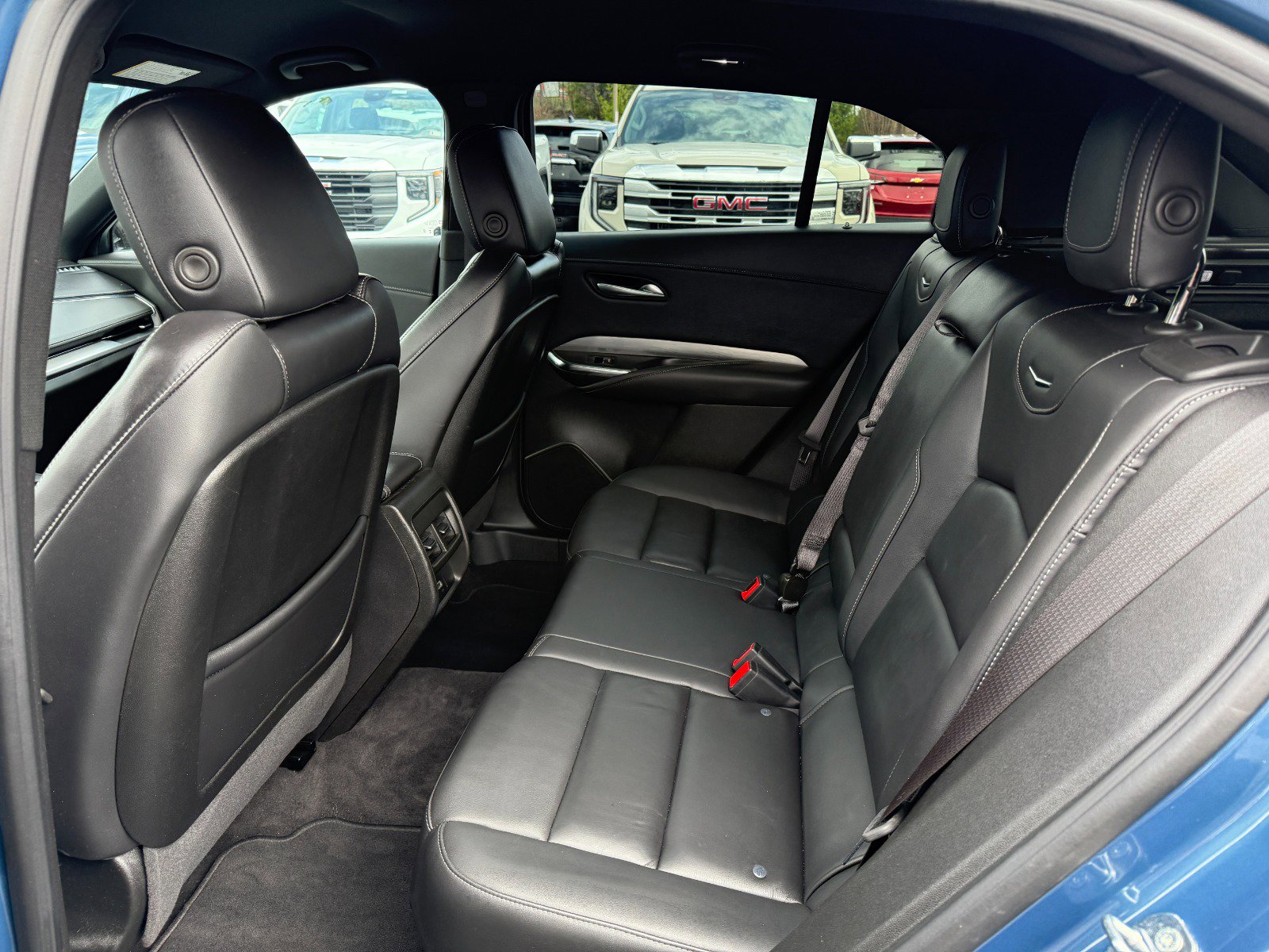 2024 Cadillac XT4 Premium Luxury - Photo 16