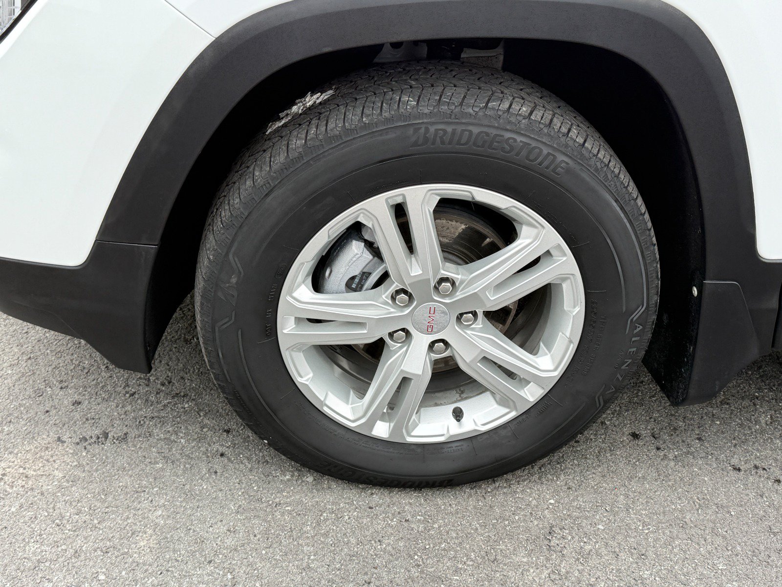 2024 GMC Terrain SLE - Photo 9
