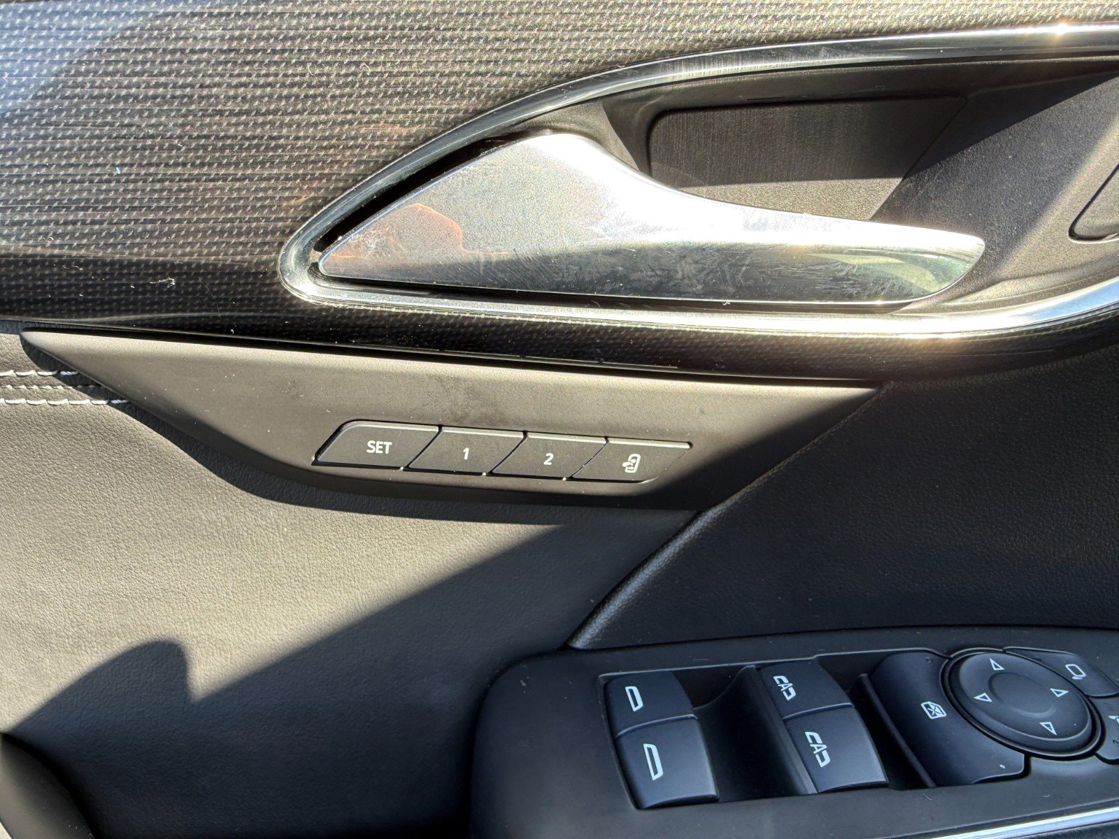 2022 Buick Envision Essence - Photo 24