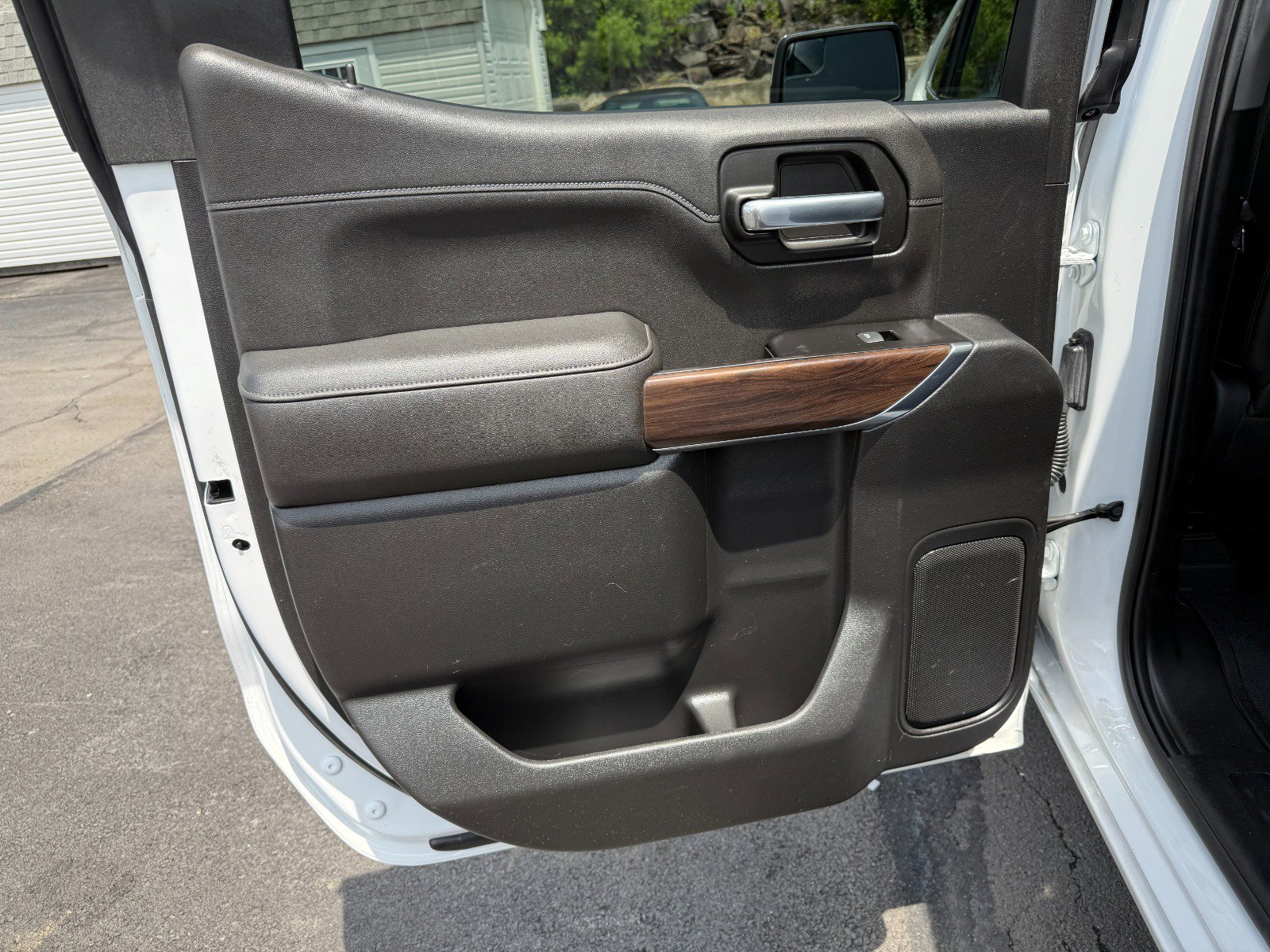 2019 GMC Sierra 1500 SLT - Photo 18