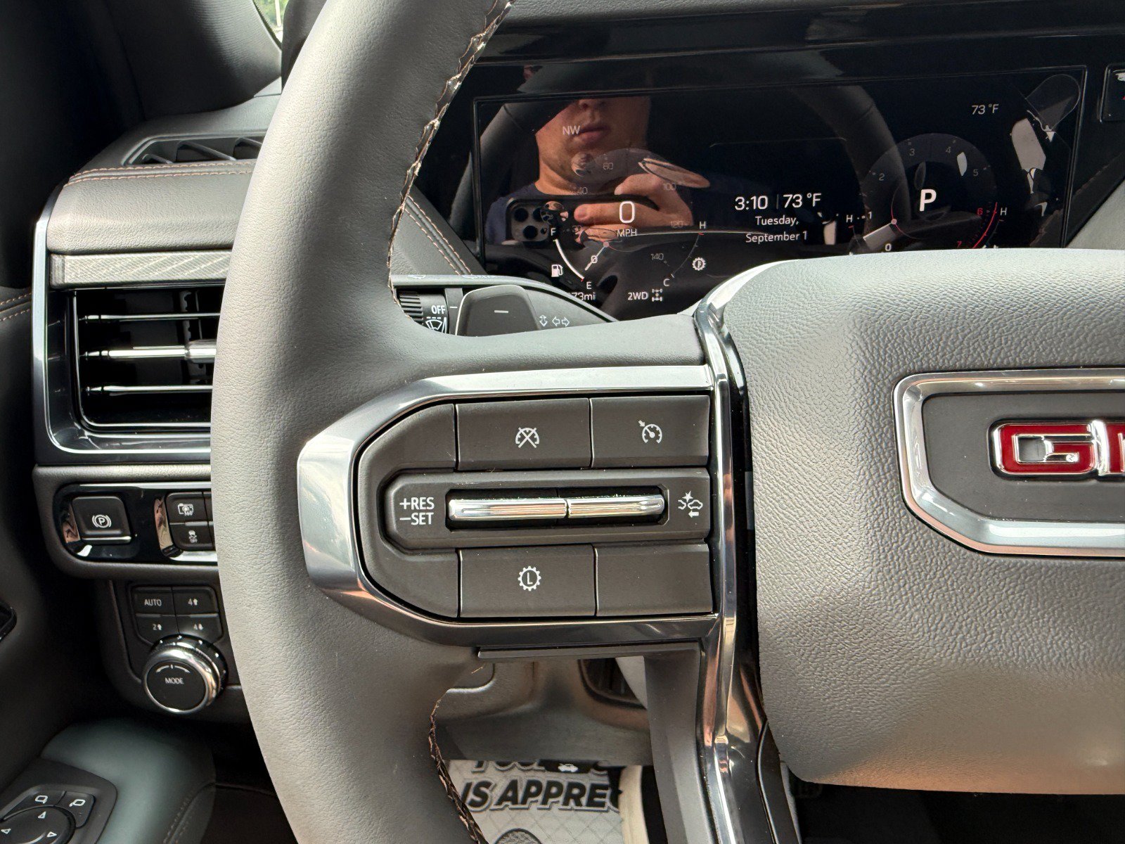 2026 GMC Yukon XL AT4 - Photo 30