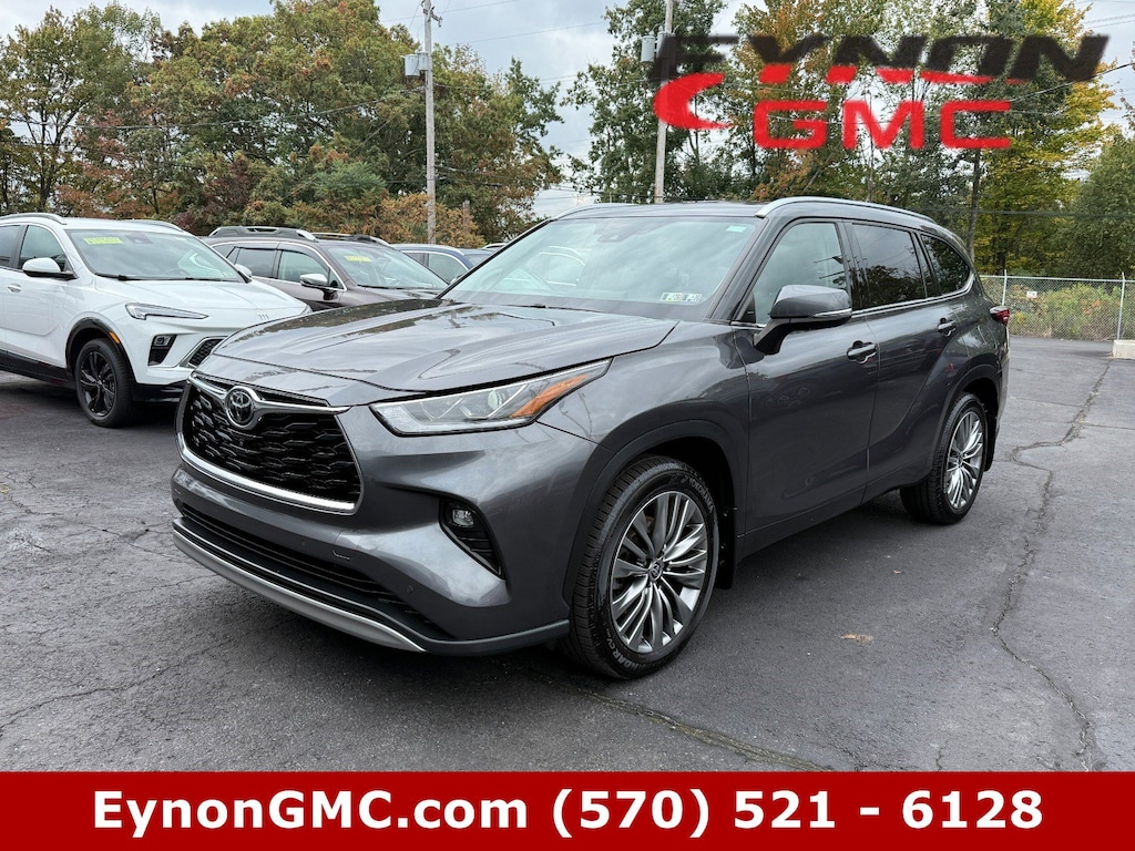Used 2021 Toyota Highlander Platinum SUV