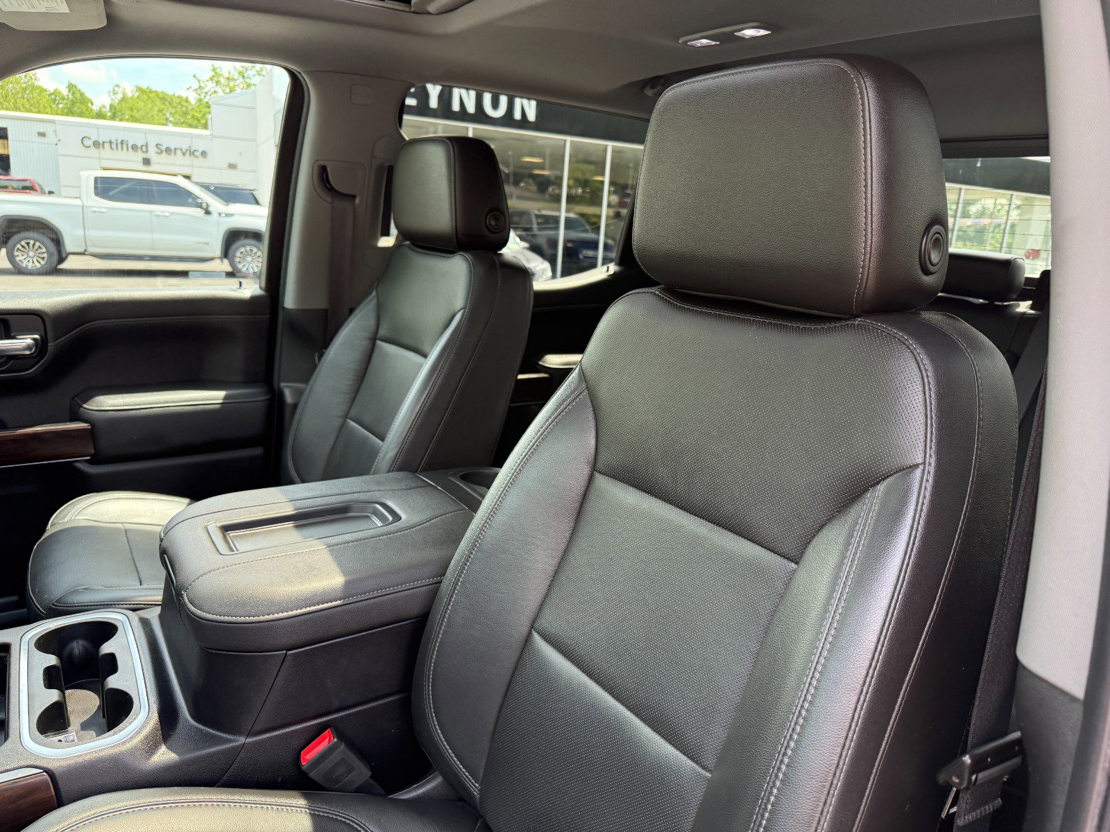 2019 GMC Sierra 1500 SLT - Photo 14