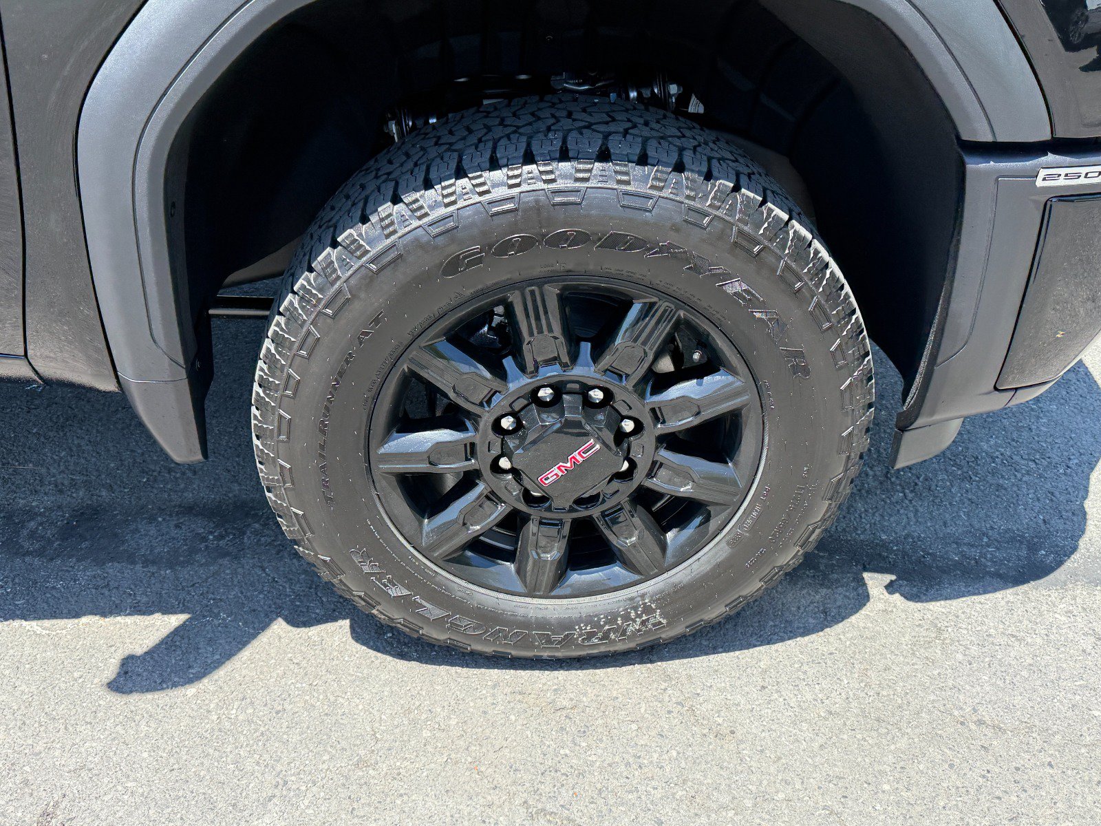 2026 GMC Sierra 2500HD AT4 - Photo 11