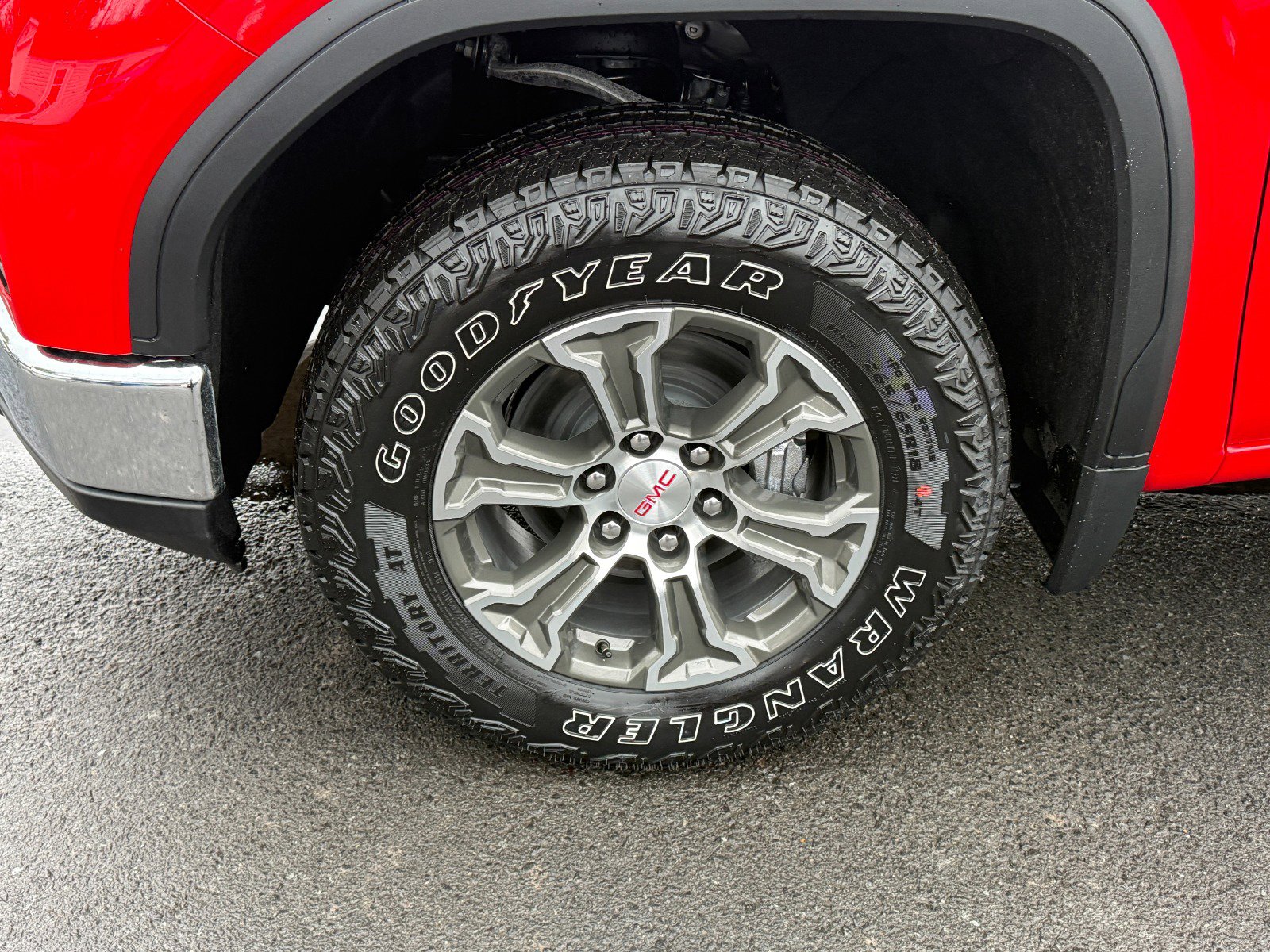 2026 GMC Sierra 1500 SLE - Photo 9