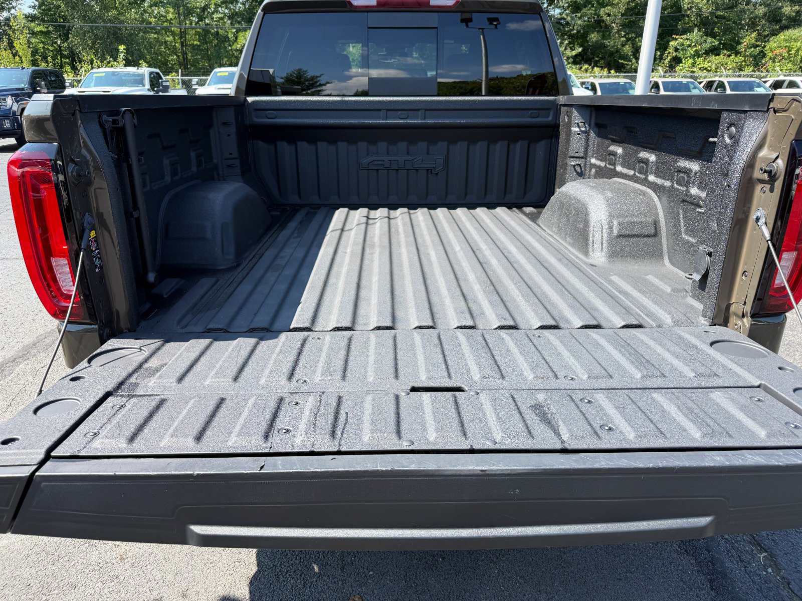 2024 GMC Sierra 1500 AT4 - Photo 20