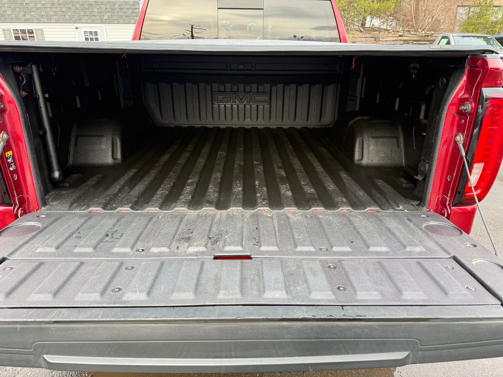 2020 GMC Sierra 1500 SLT - Photo 18