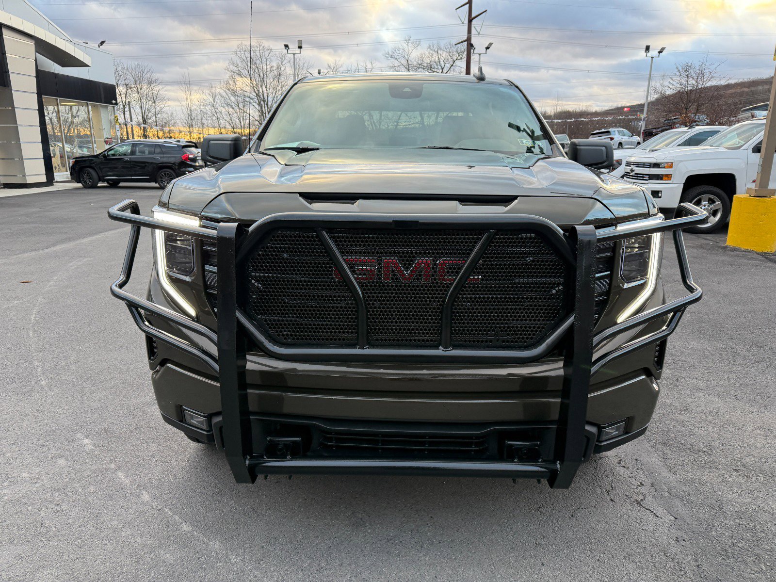 2024 GMC Sierra 1500 Elevation - Photo 8