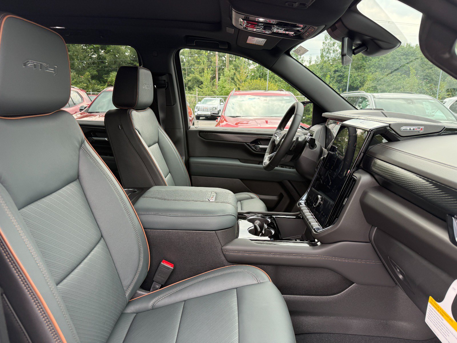 2026 GMC Yukon XL AT4 - Photo 24