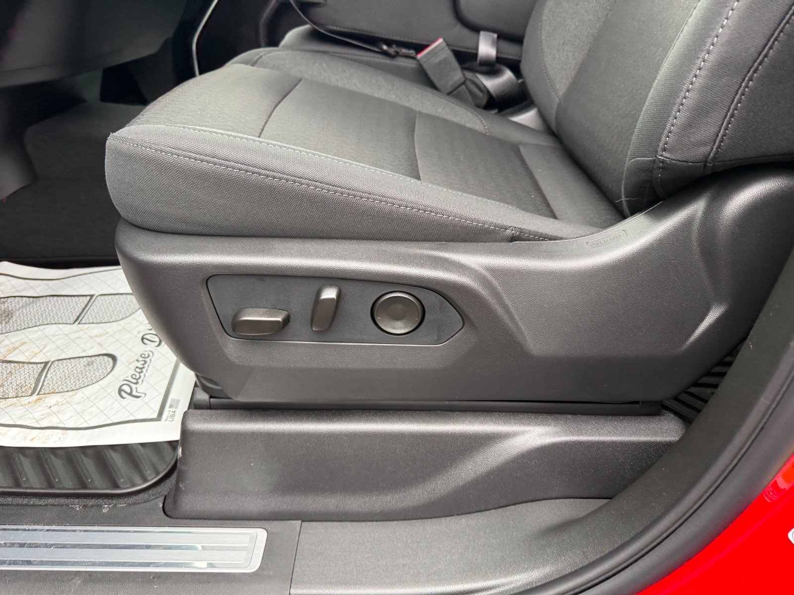 2026 GMC Sierra 1500 SLE - Photo 23