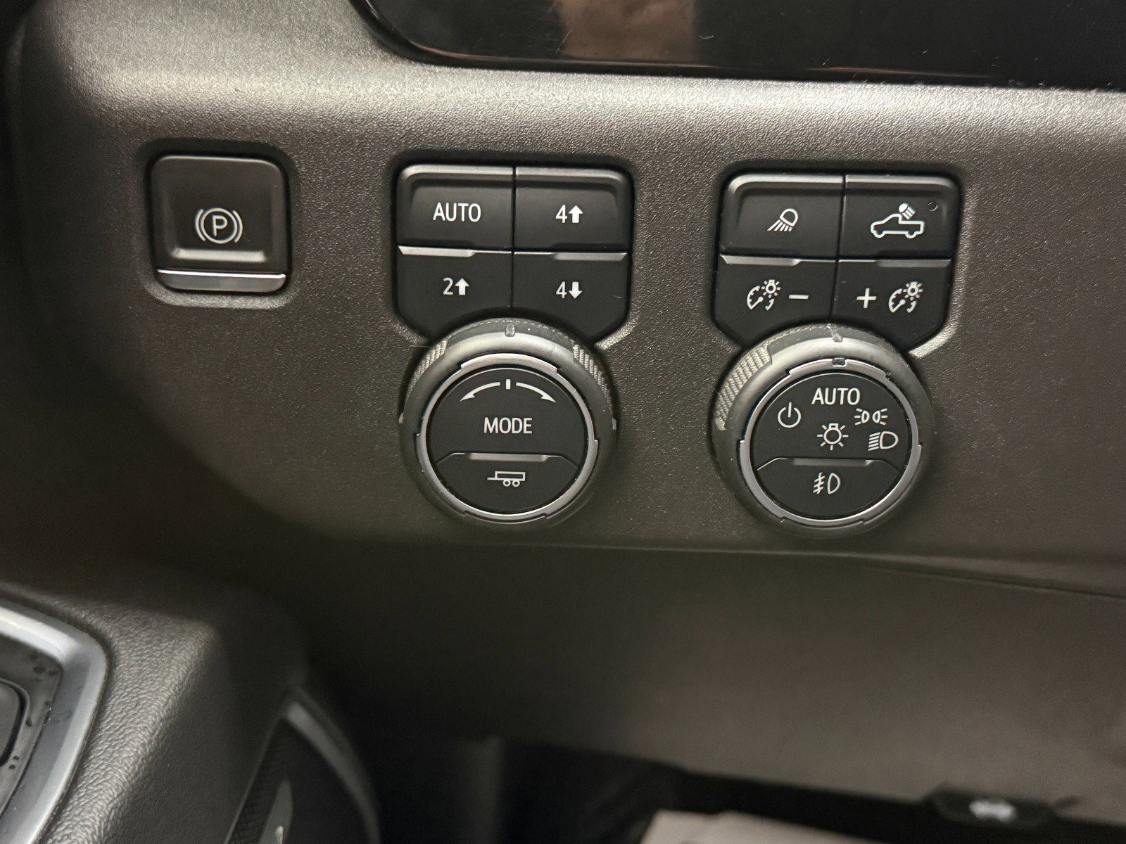 2022 Chevrolet Silverado 1500 LTZ - Photo 31