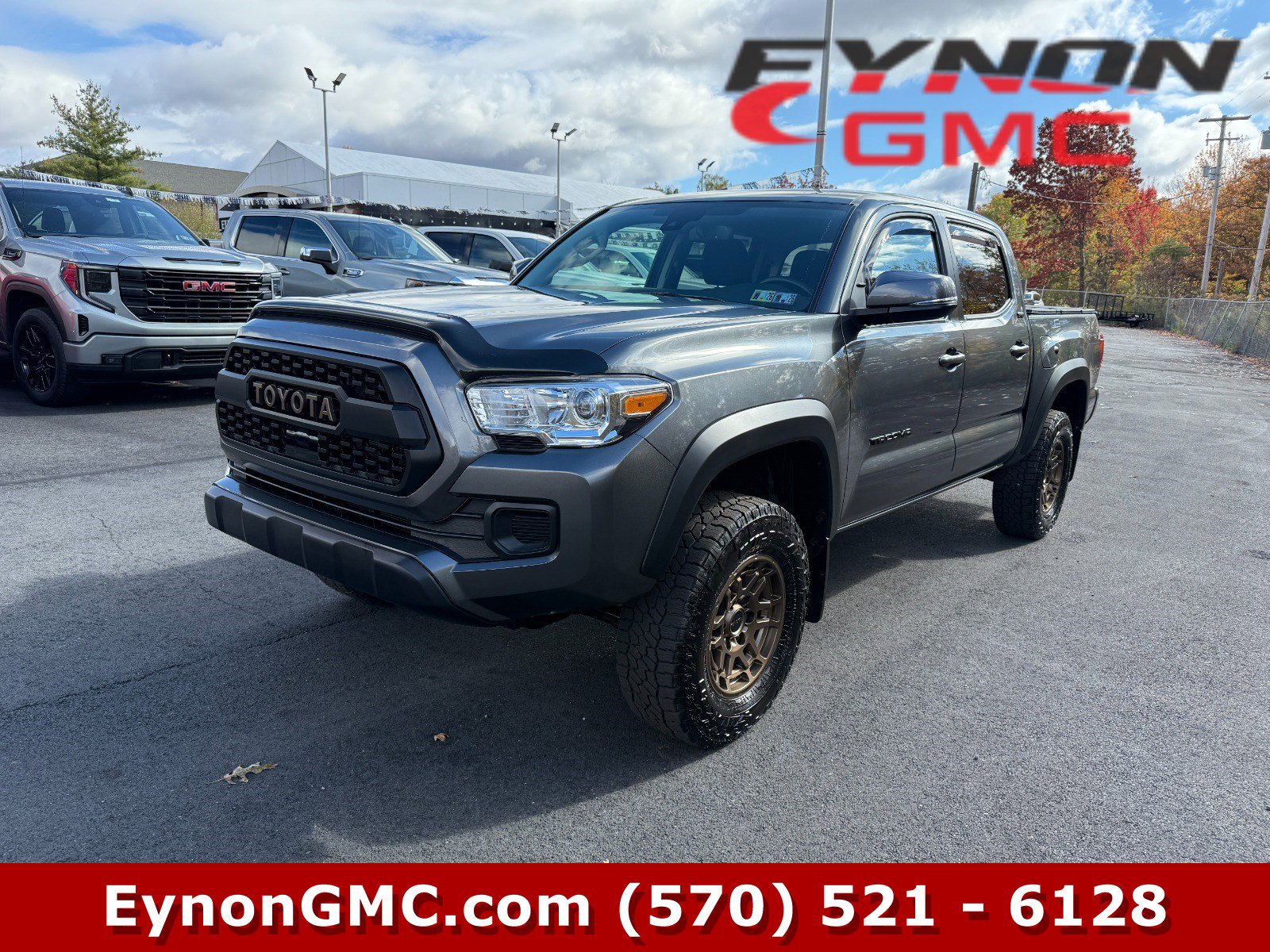 2023 Toyota Tacoma Trail's photo