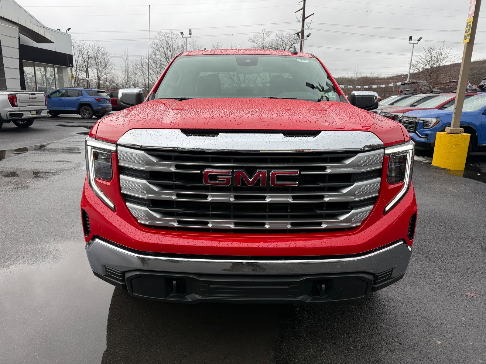 2026 GMC Sierra 1500 SLE - Photo 8